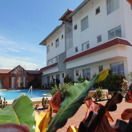Hotel Yurak Archidona Eksteriør bilde